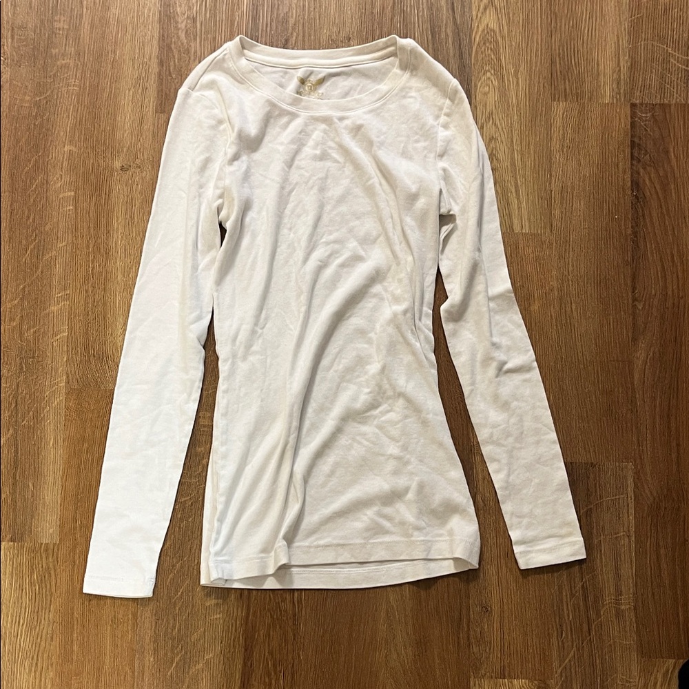 Faded Glory Classic White Long Sleeve Tee